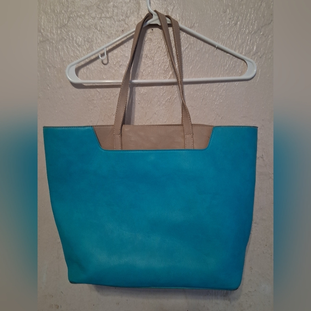 ❤️‍🔥 Flash Sale Blue and Tan Tote Bag